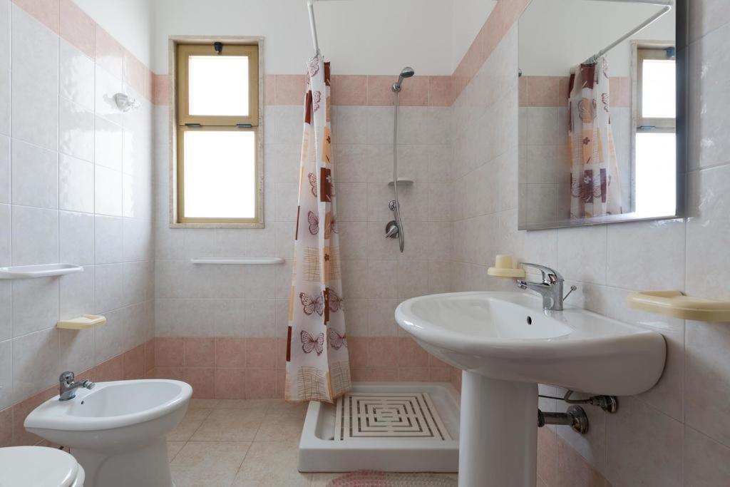 Casa Vacanza Mare Blu Torre Lapillo Εξωτερικό φωτογραφία