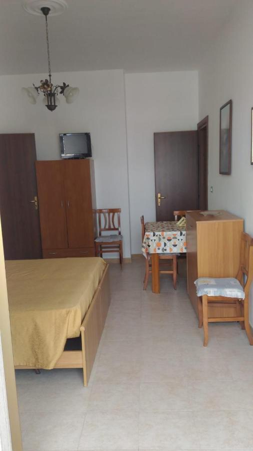Casa Vacanza Mare Blu Torre Lapillo Δωμάτιο φωτογραφία